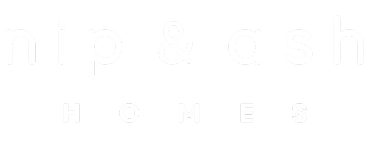 nip & ash white logo